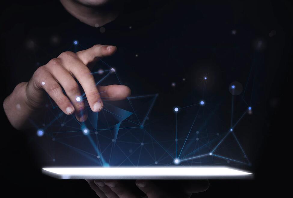 121枪杀大案冯世纶跟董雷有啥仇恨 121枪杀大案